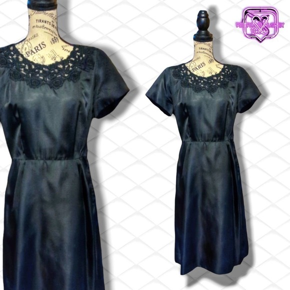 VINTAGE 1940's Pinup Fit & Flare LBD Little Black Dress